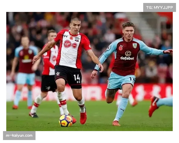 西汉姆联与伯恩茅斯互交白卷 两队进攻端均缺乏威胁